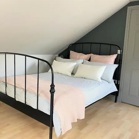 Loft Living In Quintessential Village Nun Monkton